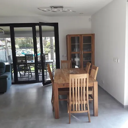 Dom Jan * ポビエロボ