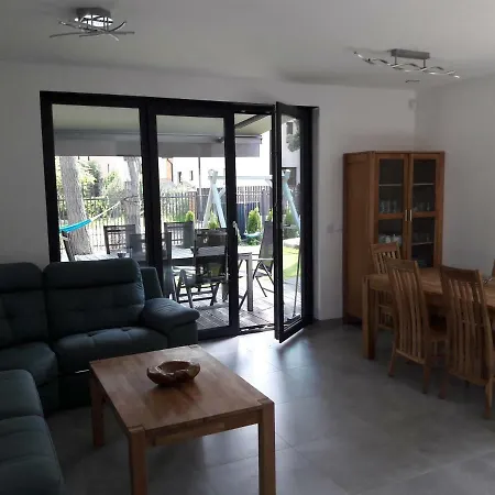 Dom Jan * ポビエロボ